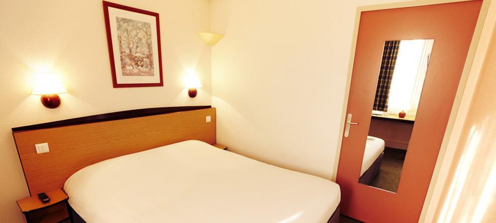 Campanile Avallon Sauvigny-le-Bois Habitación foto